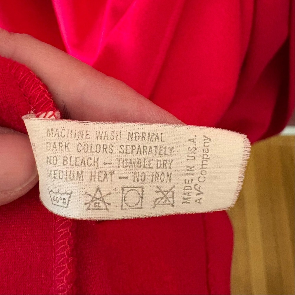 Vintage Vanity Fair Red Fleece Robe Long Belted Housecoat Made in USA 70s Funnel - Picture 11 of 13
